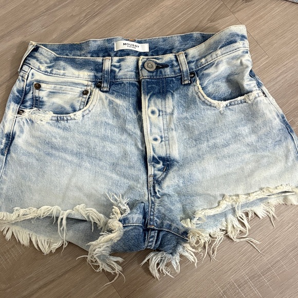 Moussy Faded Blue Jean Shorts - Picture 1 of 2